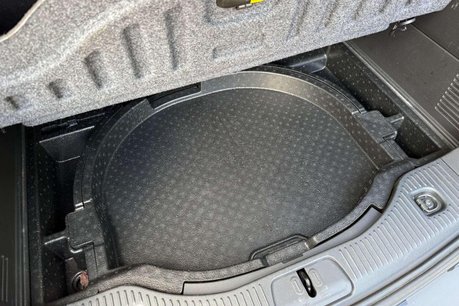 Vauxhall Mokka 1.7 CDTi SE SUV 5dr Diesel Auto 2WD Euro 5 (130 ps) 31