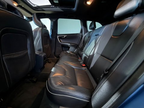 Volvo XC60 D4 R-DESIGN LUX NAV 17