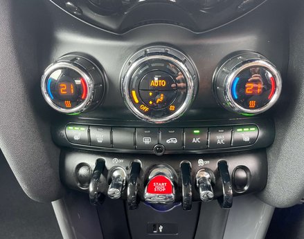 Mini Hatch 1.5 Cooper Classic 3dr 37