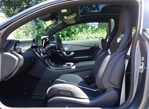 Mercedes-Benz C Class C63 S Coupe 14