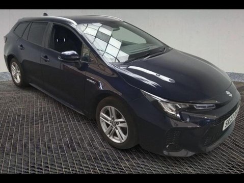 Suzuki Swace MOTION 1