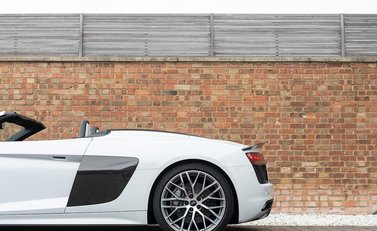 Audi R8 V10 Plus Spyder 34