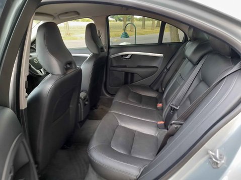 Volvo S80 D2 SE LUX 18