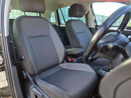 Volkswagen Tiguan 2.0 TDI SE Navigation SUV 5dr Diesel DSG Euro 6 (s/s) (150 ps) 15
