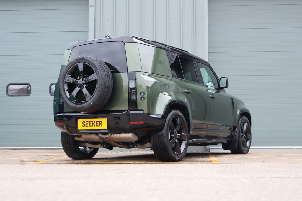 Land Rover Defender 110 BRAND NEW HARD TOP X-DYNAMIC HSE 350 WITH A GENUINE REAR SEAT CONVERSION  5