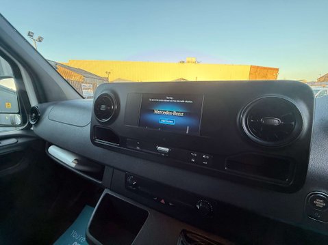 Mercedes-Benz Sprinter 2.0 Sprinter 315 Progressive CDi 9