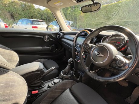 Mini Hatch One 1.2 Petrol Automatic Pepper Media XL 3 door - SAT NAV - HALF LEATHER 3