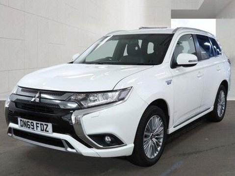 Mitsubishi Outlander PHEV DYNAMIC 3