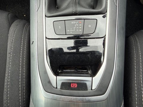 Peugeot 308 2.0 BlueHDi Allure Estate 5dr Diesel Auto Euro 6 (s/s) (150 ps) 27