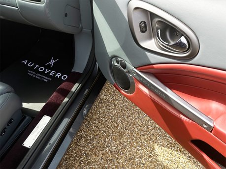 Aston Martin Vanquish V12 S 68