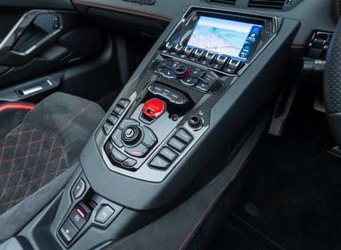 Lamborghini Aventador S LP 740-4 Roadster 22