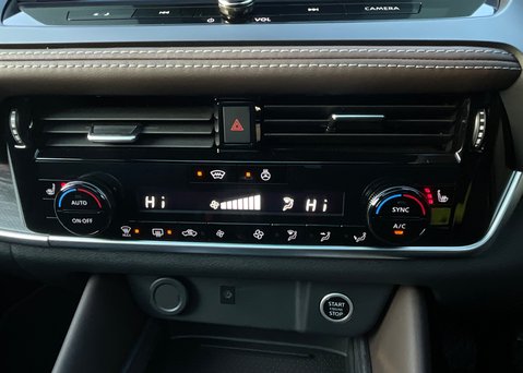 Nissan Qashqai DIG-T TEKNA 21