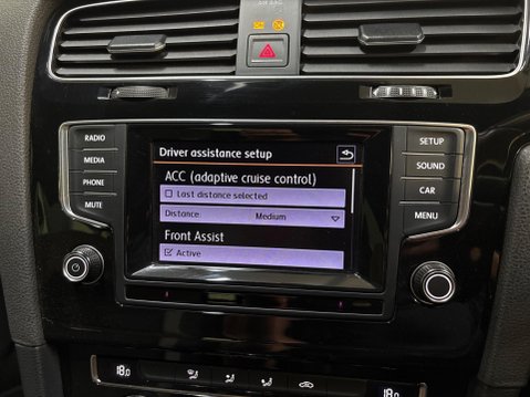 Volkswagen Golf 2.0 TSI BlueMotion Tech R DSG 4Motion Euro 6 (s/s) 5dr 30