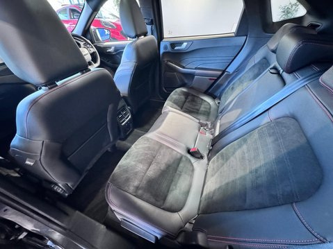 Ford Kuga 2.5h Duratec ST-Line X Edition CVT Euro 6 (s/s) 5dr 33