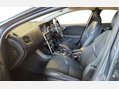 Volvo V40 2.0 V40 Momentum Nav+ T2 5dr 16