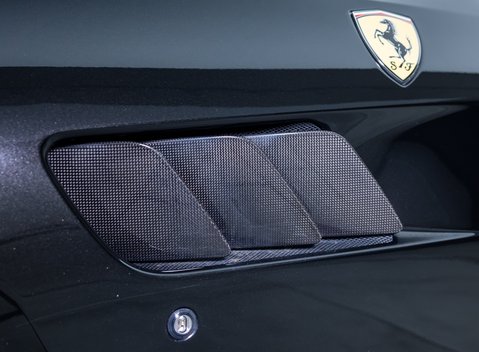 Ferrari GTC4 Lusso V12 33