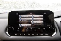 Nissan Qashqai DIG-T N-CONNECTA MHEV 19