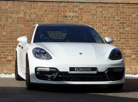 Porsche Panamera 4S 1