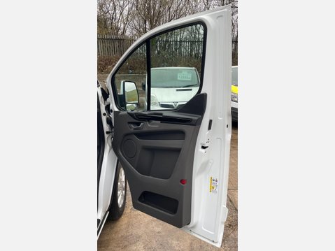 Ford Transit Custom 2.0 300 EcoBlue Limited Panel Van 5dr Diesel Manual L2 H1 Euro 6 (s/s) (130 21