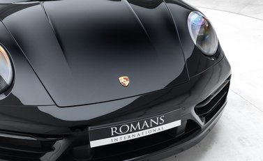 Porsche 911 Targa (992) 50 Years Porsche Design Edition 35