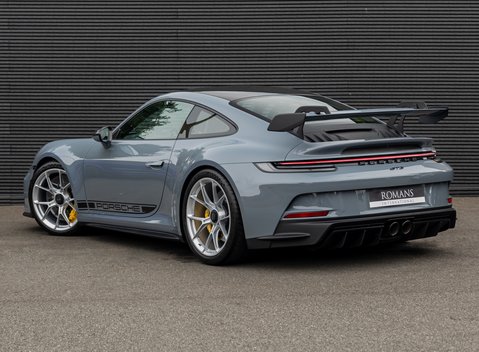 Porsche 911 GT3 (992) 4