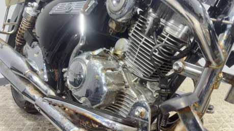 Keeway Superlight 125 2014 CARBED MODEL SPARES OR REPAIR PROJECT CRUISR BIKE 125CC 12