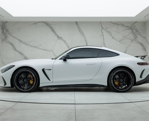 Mercedes-Benz Amg GT 63 Ultimate 