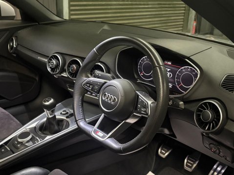 Audi TT 1.8 TFSI S line Roadster Euro 6 (s/s) 2dr 16