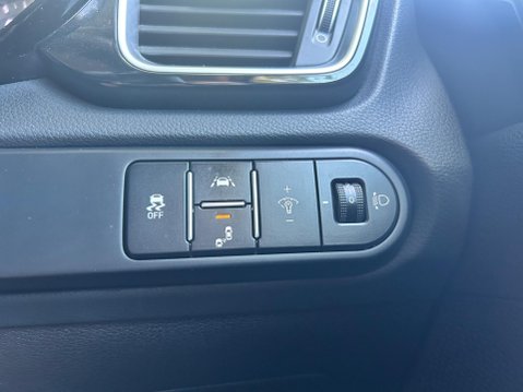 Kia Ceed FIRST EDITION ISG 18