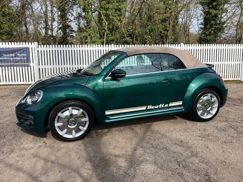 Volkswagen Beetle DESIGN TSI BLUEMOTION TECHNOLOGY DSG 17