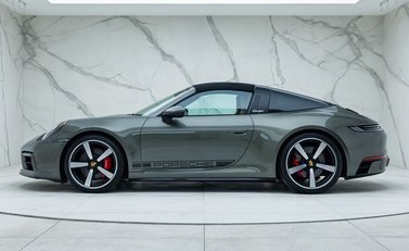 Porsche 911 Targa 4S (992) 7