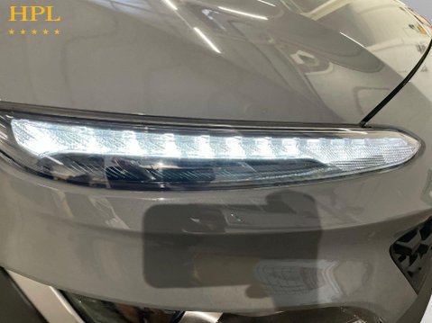 Hyundai KONA 1.6 h-GDi SE Connect SUV 5dr Petrol Hybrid DCT Euro 6 (s/s) (141 ps) Air Co 9