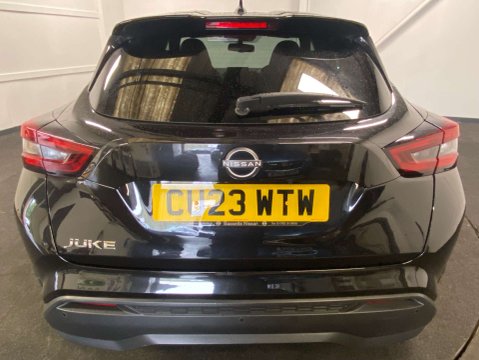 Nissan Juke 1.0 Juke N-Connecta DiG-T 5dr 4
