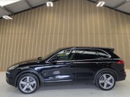 Porsche Cayenne 3.0 Cayenne V6 D Tiptronic S 4WD 5dr 17