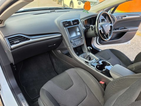 Ford Mondeo 2.0 Mondeo Titanium TDCi 5dr 12