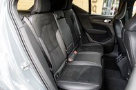 Volvo XC40 B4 R-DESIGN PRO AWD MHEV 39