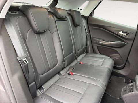 Vauxhall Grandland X 1.2 Grandland X Elite Nav T S/S Auto 5dr 13