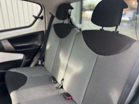 Toyota Aygo 1.0 Aygo Move with Style VVT-i 5dr 21