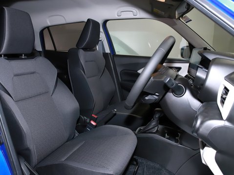 Suzuki Swift 1.2 Mild Hybrid Motion 5dr CVT 17