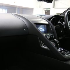 Jaguar F-Type V6 R-Dynamic - Pan Roof, Exhaust and Great History 4