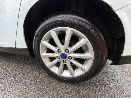 Ford Focus TITANIUM 14