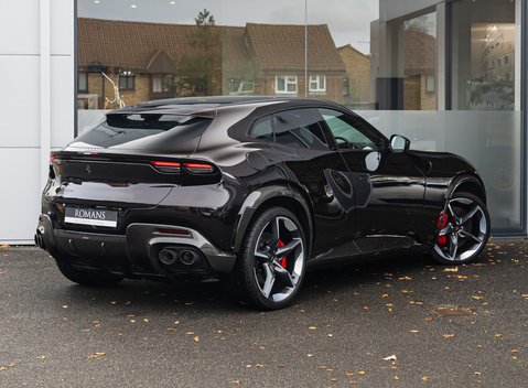 Ferrari Purosangue 4