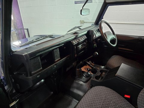 Land Rover Defender 2.5 TD5 County Hard Top SUV SWB 3dr 24