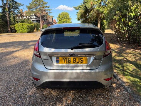 Ford Fiesta 1.0 Fiesta Titanium 5dr 6