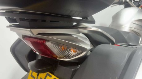 Yamaha FJR1300 ABS 2008 ONLY 22K NEW MOT SERVICED FULL LUGGAGE COMMUTER TOURER BIKE 51