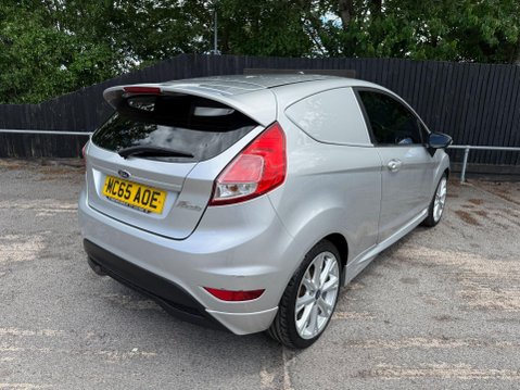 Ford Fiesta SPORT TDCI 9