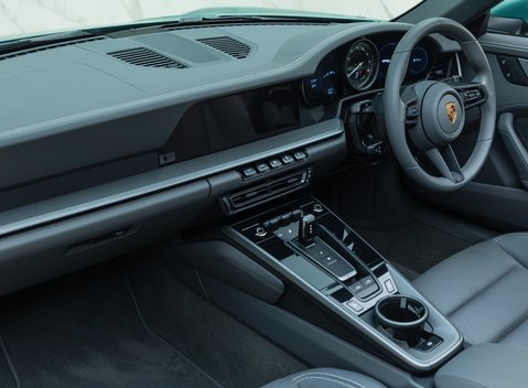 Porsche 911 Targa 4 (992) 21
