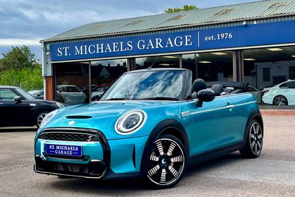 Mini Convertible 2.0 Cooper S Seaside Edition Auto 3dr