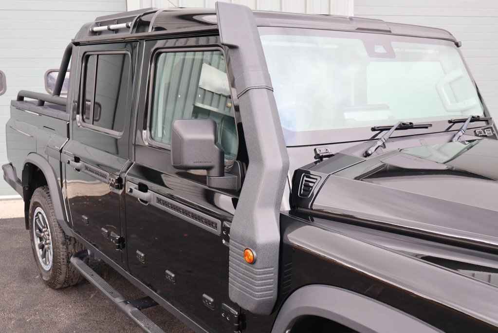 Ineos Grenadier FIELDMASTER EDITION PICK UP VERY RARE PETROL MODEL SEEKER STYLED  21