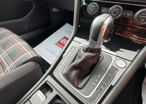 Volkswagen Golf 2.0 TSI GTI Performance Petrol DSG (245ps) 17